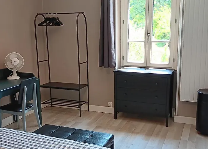 Bed and Breakfast Les Figuiers Bleus *