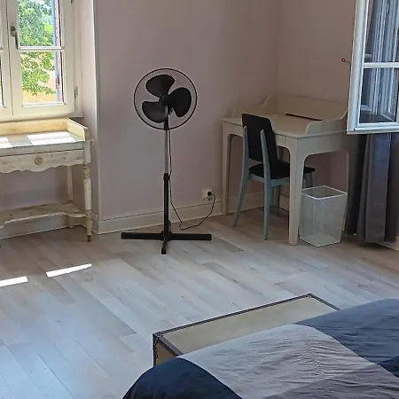 Les Figuiers Bleus Oda ve Kahvaltı Cravenceres